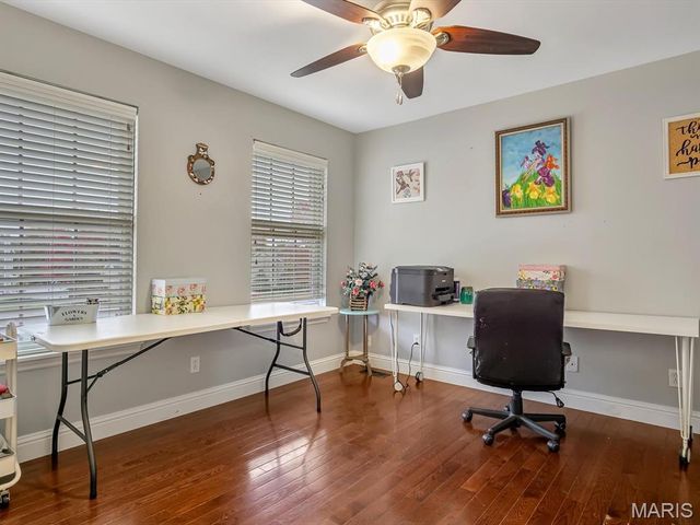 1413 Schwarz Meadow Drive, O'fallon, IL 62269