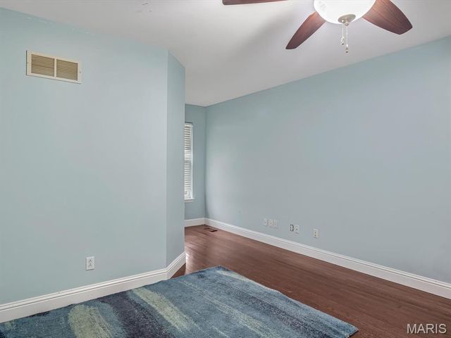 1413 Schwarz Meadow Drive, O'fallon, IL 62269