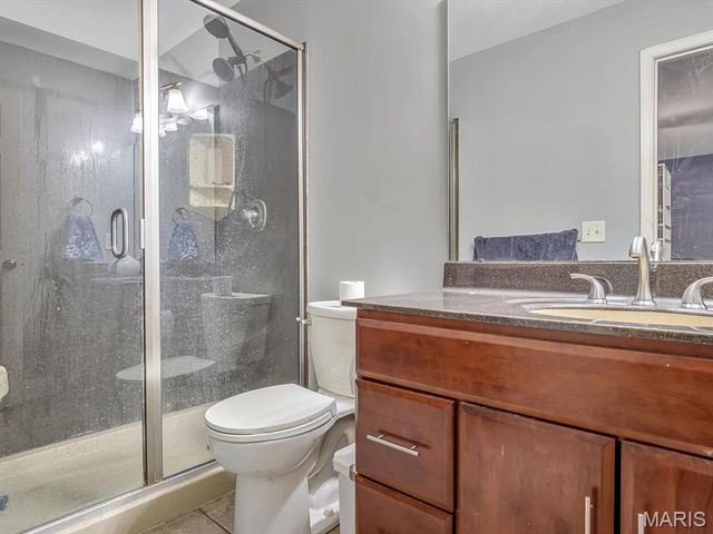 1413 Schwarz Meadow Drive, O'fallon, IL 62269