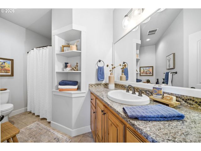 2614 Nw 147TH Way, Vancouver, WA 98685