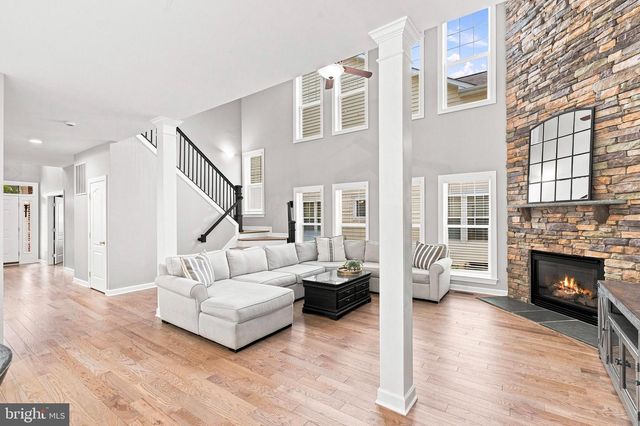 3283 MULBERRY ST, Edgewater, MD 21037