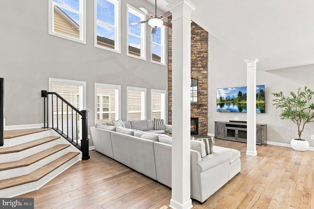 3283 MULBERRY ST, Edgewater, MD 21037