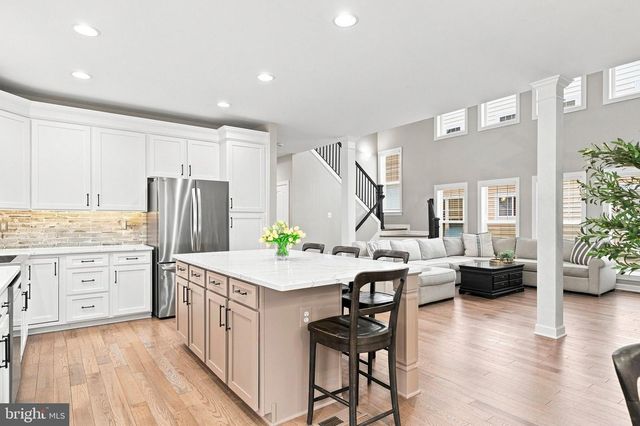 3283 MULBERRY ST, Edgewater, MD 21037