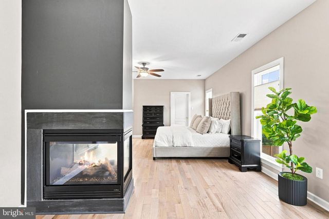 3283 MULBERRY ST, Edgewater, MD 21037