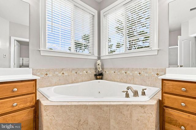 3283 MULBERRY ST, Edgewater, MD 21037