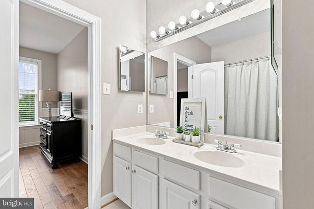 3283 MULBERRY ST, Edgewater, MD 21037
