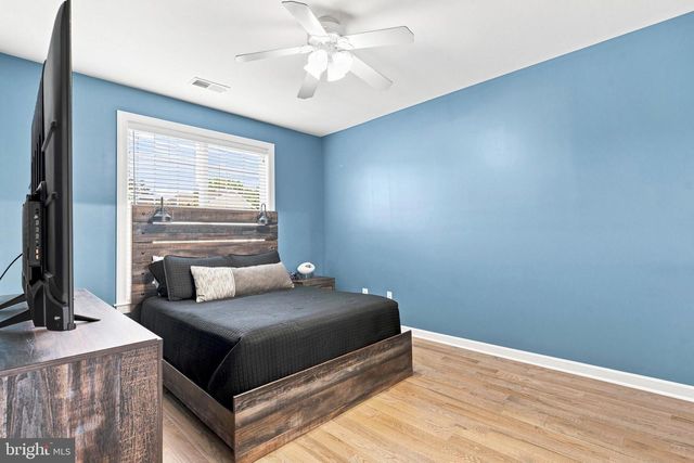3283 MULBERRY ST, Edgewater, MD 21037