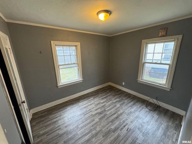 1904 W PROCTOR Street, Peoria, IL 61605