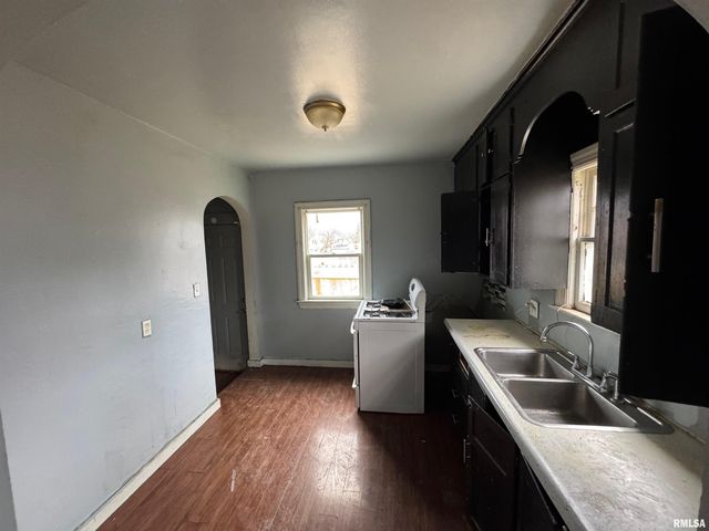 1904 W PROCTOR Street, Peoria, IL 61605