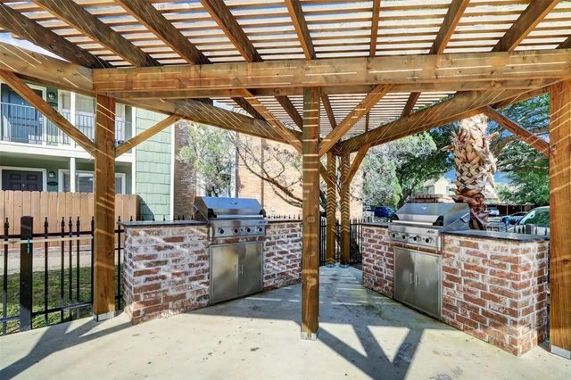 851 Threadneedle Street 1206, Houston, TX 77079