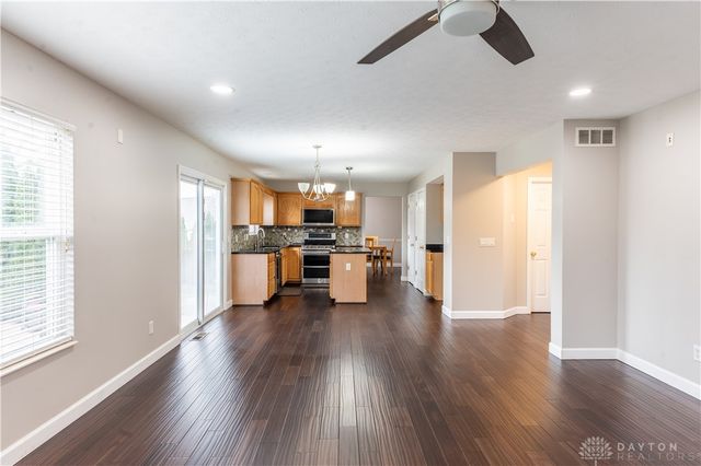 91 Hillcrest Drive, Clearcreek Twp, OH 45066