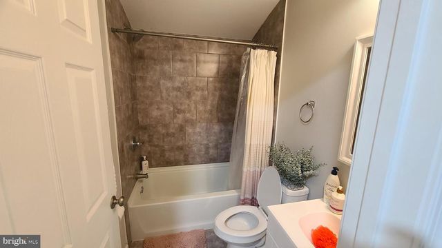 593 N KENT ST, Winchester, VA 22601