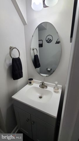 593 N KENT ST, Winchester, VA 22601