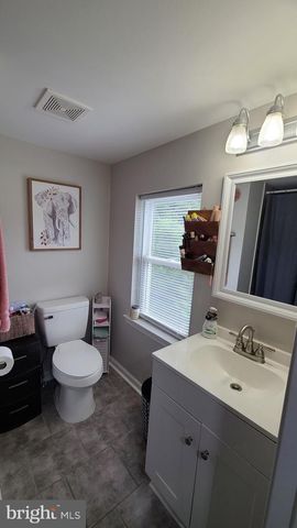 593 N KENT ST, Winchester, VA 22601