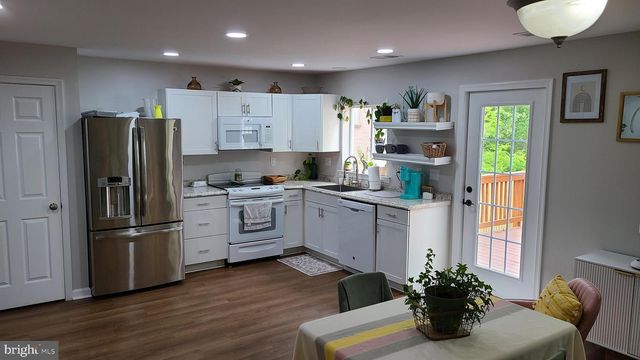 593 N KENT ST, Winchester, VA 22601