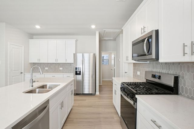 1213 Bridgewalk Drive, Princeton, TX 75071