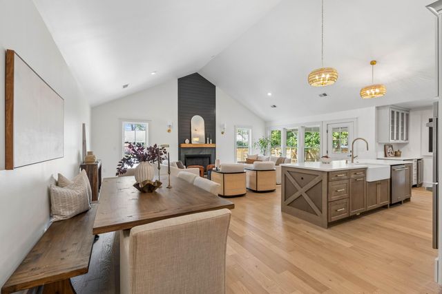 980 Cottingham Drive, Mount Pleasant, SC 29464