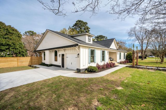 980 Cottingham Drive, Mount Pleasant, SC 29464