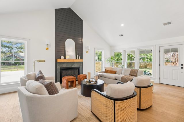 980 Cottingham Drive, Mount Pleasant, SC 29464