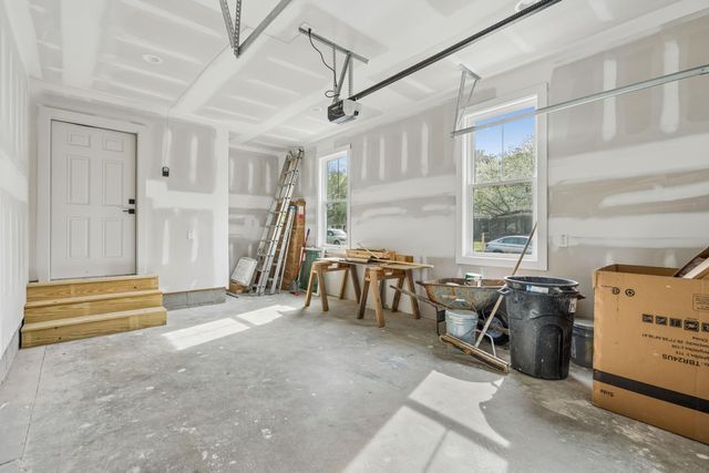 980 Cottingham Drive, Mount Pleasant, SC 29464