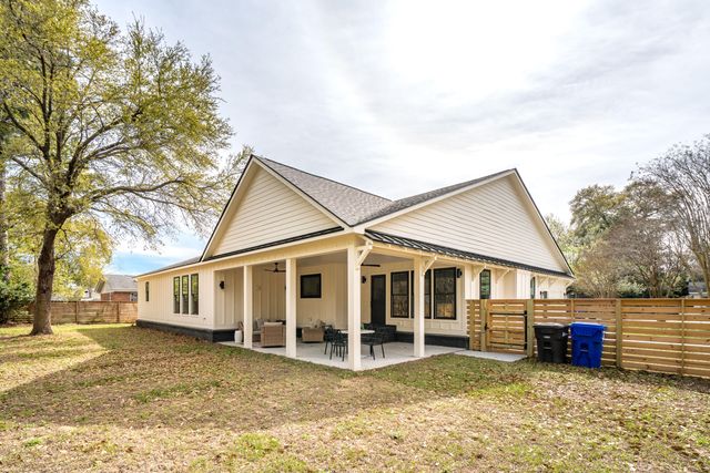 980 Cottingham Drive, Mount Pleasant, SC 29464