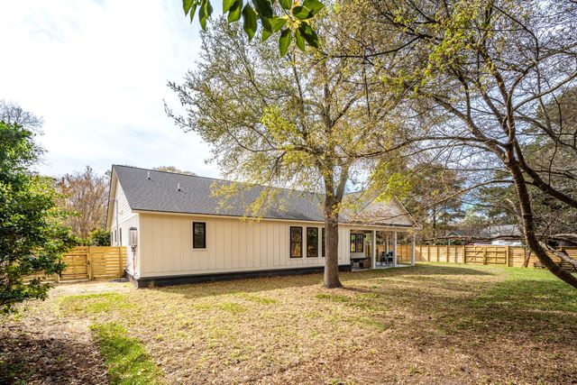 980 Cottingham Drive, Mount Pleasant, SC 29464