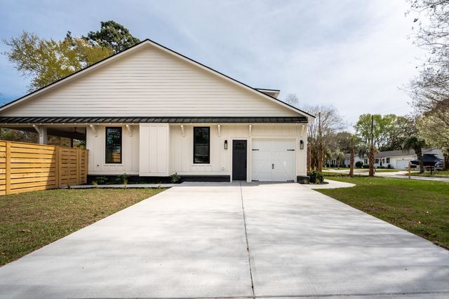 980 Cottingham Drive, Mount Pleasant, SC 29464