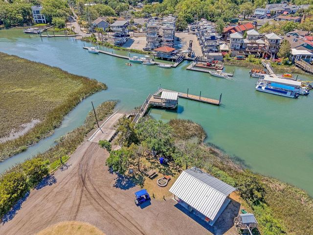 980 Cottingham Drive, Mount Pleasant, SC 29464