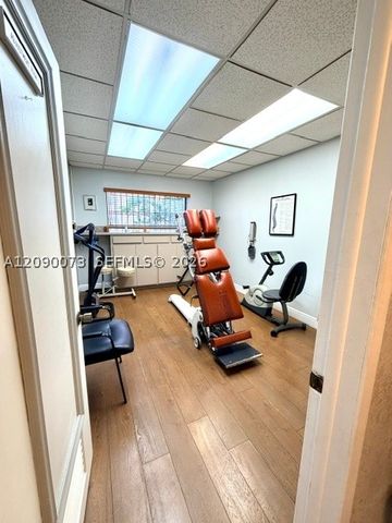 2825 E 4th Ave, Hialeah, FL 33013