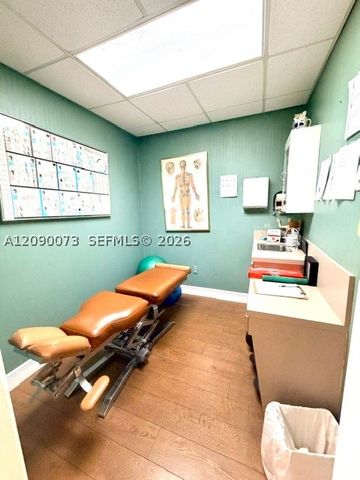 2825 E 4th Ave, Hialeah, FL 33013