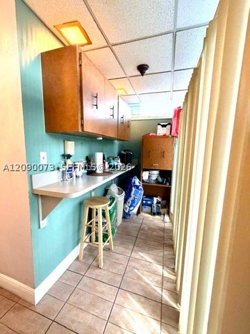 2825 E 4th Ave, Hialeah, FL 33013