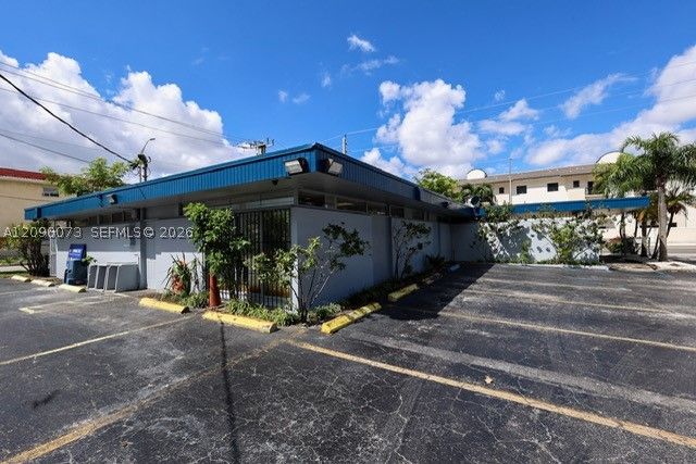 2825 E 4th Ave, Hialeah, FL 33013