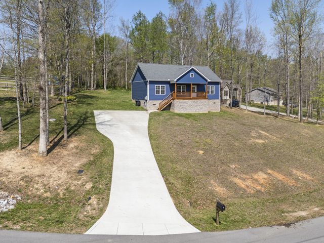 521 Lewis Ln, Charlotte, TN 37036