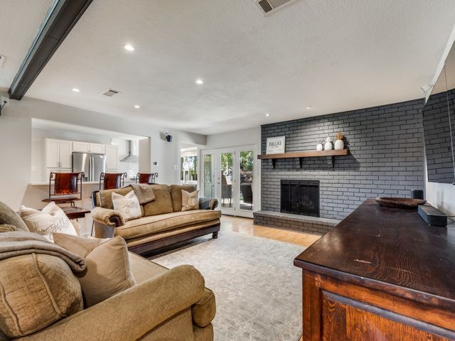 3807 Blue Trace Lane, Farmers Branch, TX 75244