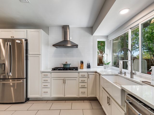 3807 Blue Trace Lane, Farmers Branch, TX 75244