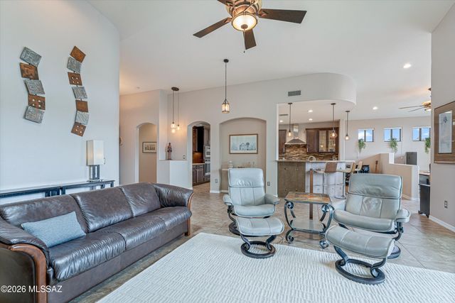 4180 W Distant Wash Court, Marana, AZ 85658