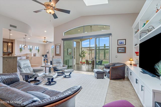 4180 W Distant Wash Court, Marana, AZ 85658