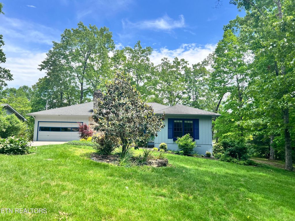 124 Canterbury Drive, Crossville, TN 38558