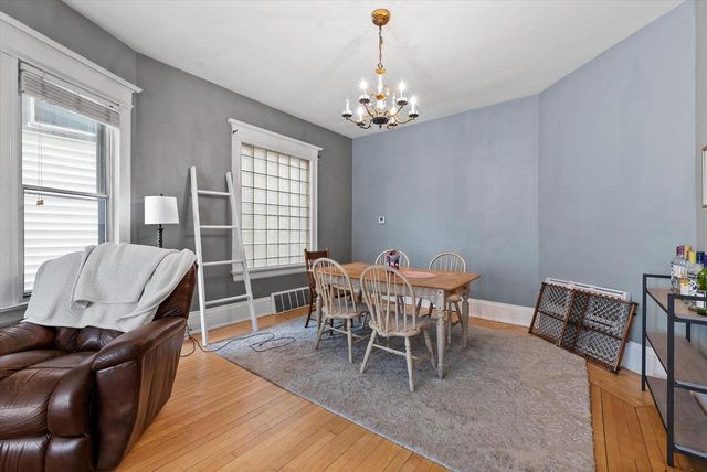 2627 N Murray AVENUE, Milwaukee, WI 53211