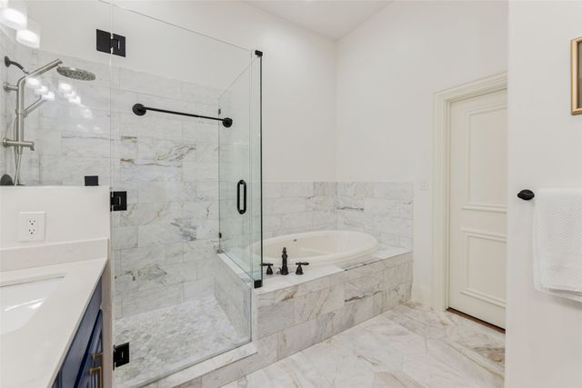 53 Piazza Lane 110, Colleyville, TX 76034