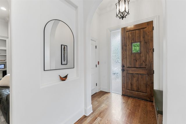 53 Piazza Lane 110, Colleyville, TX 76034