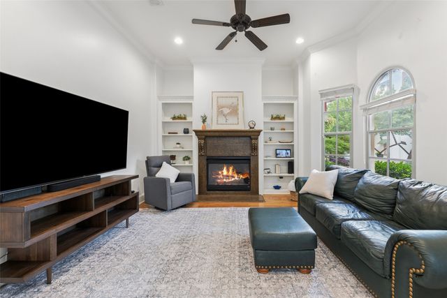 53 Piazza Lane 110, Colleyville, TX 76034