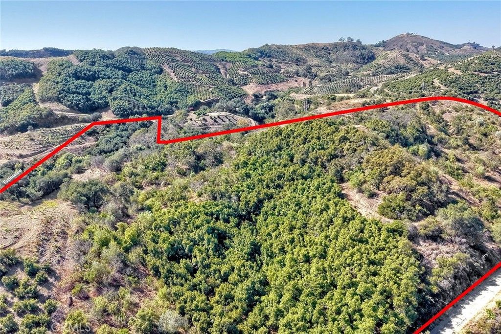 1 Via De Los Robles, Temecula, CA 92590 — photo 4