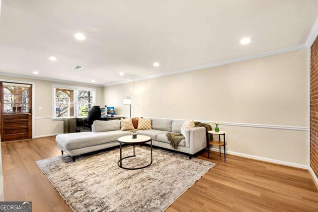 1751 E Bank Drive, Marietta, GA 30068