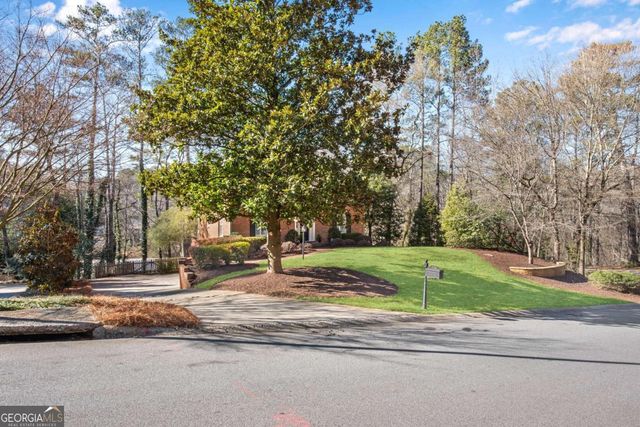 1751 E Bank Drive, Marietta, GA 30068