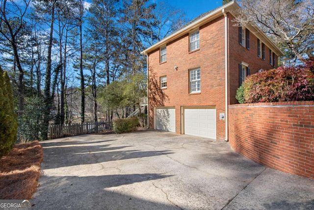 1751 E Bank Drive, Marietta, GA 30068