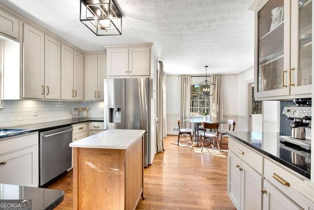 1751 E Bank Drive, Marietta, GA 30068