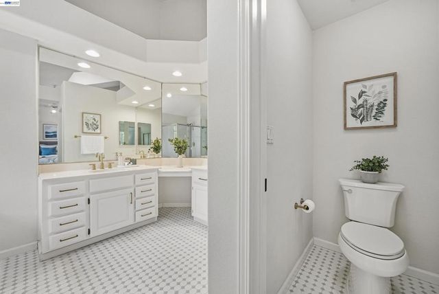 55 Heather Garden Ln, Danville, CA 94506