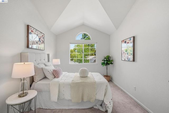 55 Heather Garden Ln, Danville, CA 94506