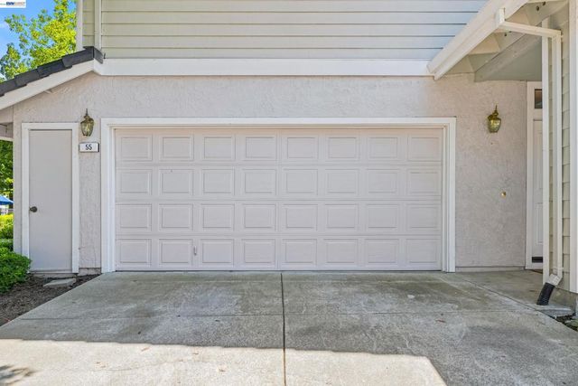 55 Heather Garden Ln, Danville, CA 94506